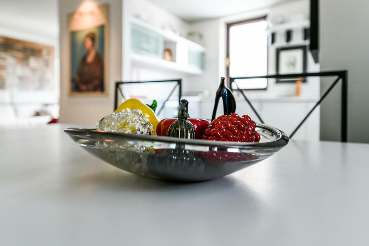 Glass Apartament *